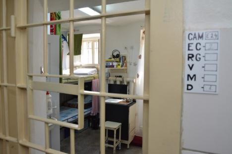 Dincolo de gratii: Orădenii au putut vedea cum trăiesc deţinuţii din Penitenciar (FOTO/VIDEO)