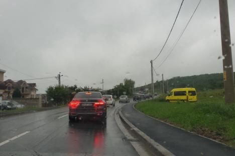 „Mulțumim, Bolojan!”. Aglomeraţie pe drumul rapid, în ziua în care a fost dată în folosinţă ultima porţiune (FOTO / VIDEO)