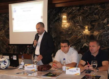 Membrii AJF Bihor, arbitrii și observatorii au discutat despre prevenirea corupției în fotbal