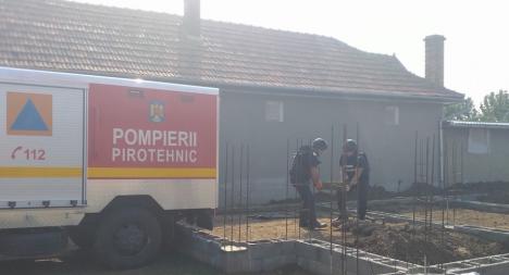 Arsenal de război, găsit în Bihor: Au fost dezgropate zeci de proiectile de mare calibru, pompierii au evacuat locuitorii zonei (FOTO/VIDEO)
