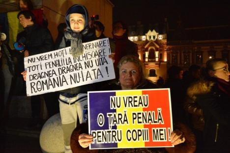 Oradea s-a trezit: Peste 3000 de manifestanți la protestul de miercuri seară (FOTO / VIDEO)
