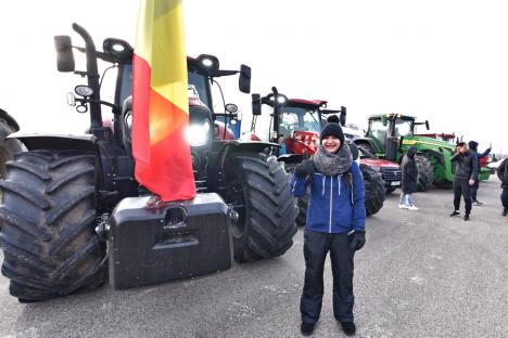 „Ne-a ajuns cuțitul la os!”. Protest de amploare în Oradea, fermierii și transportatorii sunt nemulțumiți de scumpiri (FOTO/VIDEO)