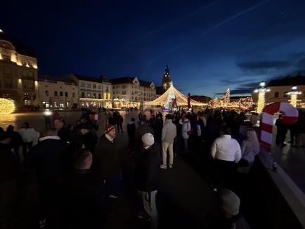 O primă manifestație pro-Georgescu în Oradea: „Este trup și suflet alături de popor” (FOTO/VIDEO)