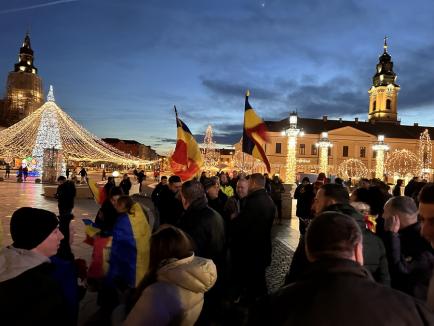 O primă manifestație pro-Georgescu în Oradea: „Este trup și suflet alături de popor” (FOTO/VIDEO)