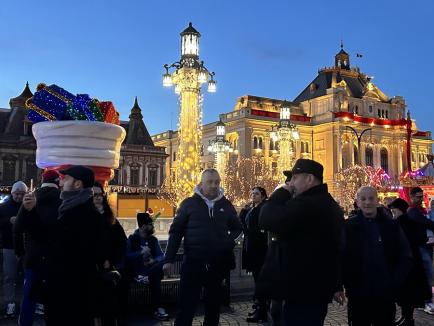 O primă manifestație pro-Georgescu în Oradea: „Este trup și suflet alături de popor” (FOTO/VIDEO)