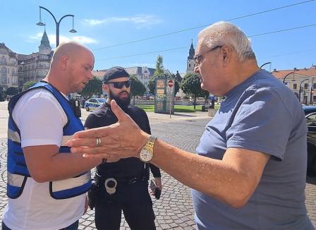 Incident la protestul LGBT+ din faţa Primăriei Oradea: Doi şoferi i-au jignit pe manifestanţi, unul a fost amendat. Sancționați vor fi și inițiatorii (FOTO/VIDEO)