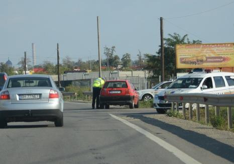 Şoferiţă cu BMW: O bihoreancă a rămas fără permis după ce a gonit cu 142 km/h pe centură