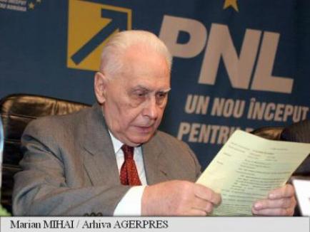 A murit Radu Câmpeanu, primul preşedinte al PNL după căderea regimului comunist