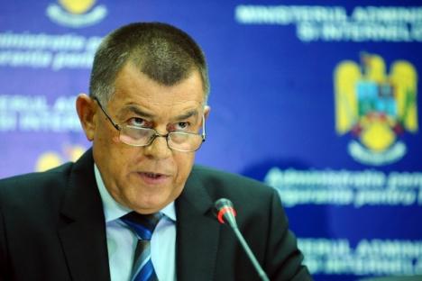 Radu Stroe a demisionat din funcţia de ministru de Interne