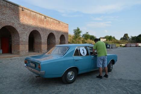 Pagubă de 10.000 euro! Hoţii au furat instalaţia de cronometrare a Raliului Carpaţi Retro, desfăşurat în premieră în Bihor (FOTO)