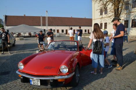 Pagubă de 10.000 euro! Hoţii au furat instalaţia de cronometrare a Raliului Carpaţi Retro, desfăşurat în premieră în Bihor (FOTO)