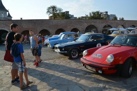 Pagubă de 10.000 euro! Hoţii au furat instalaţia de cronometrare a Raliului Carpaţi Retro, desfăşurat în premieră în Bihor (FOTO)