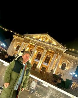 „În minunatul oraș Oradea”. Pavel Bartoș publică imagini din timpul filmărilor pentru „Ramon 2” (FOTO)