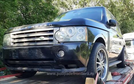 Un Range Rover căutat de italieni a apărut la frontiera Borş