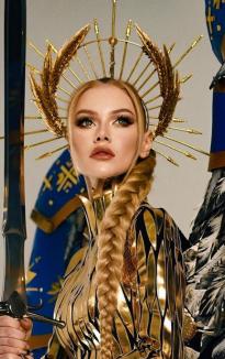„Războinica luminii”. O frumoasă ucraineancă va concura la Miss Universe purtând armură și aripi de înger (FOTO)