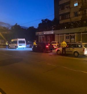 Razii ale polițiștilor în Bihor: Un băiat de 17 ani a fost prins conducând fără permis, iar un tânăr de 20 de ani, cu spray lacrimogen în club! (FOTO/VIDEO)