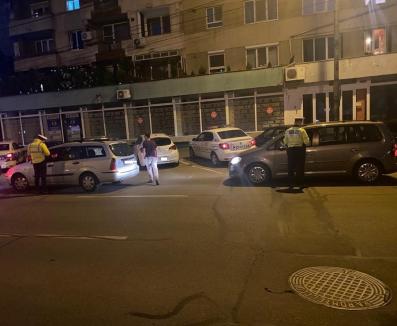 Razii ale polițiștilor în Bihor: Un băiat de 17 ani a fost prins conducând fără permis, iar un tânăr de 20 de ani, cu spray lacrimogen în club! (FOTO/VIDEO)