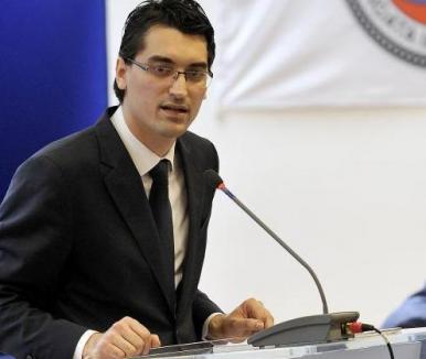 FRF are un nou preşedinte: Răzvan Burleanu