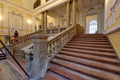 Poftiţi la palat: Clădirea Primăriei Oradea urmează să fie deschisă turiştilor, după doi ani de lucrări de reabilitare (FOTO / VIDEO)