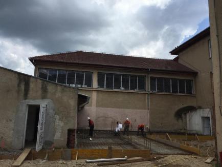 Şcoala nr. 11 din Oradea va fi reabilitată cu o investiţie de peste 11 milioane lei (VIDEO)