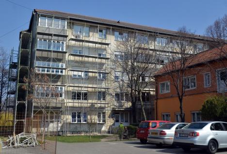 Primăria Oradea instituie o taxă de reabilitare termică pentru cei care nu vor sau nu pot să îşi plătească izolarea imobilului