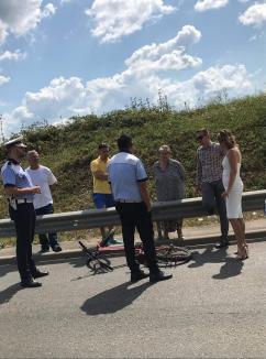 Accident reconstituit după o zi: Un biciclist lovit de o şoferiţă din Oradea, care iniţial n-a vrut să o reclame Poliţiei, s-a răzgândit