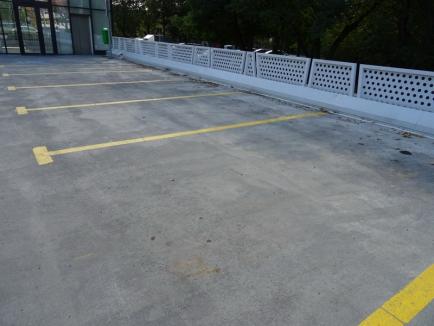 Pardoseala parcării de la Spitalul Municipal a fost înlocuită pe cheltuiala constructorului (FOTO)