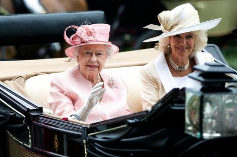 Dorinţa Elisabetei a II-a: Camilla va fi Regina Marii Britanii