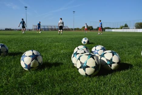 Jucătorii de la Luceafărul au revenit la antrenamente pentru meciul de sâmbătă cu Chindia Târgovişte (FOTO)