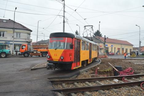 OTL reia circulaţia tramvaielor 1 şi 3 pe bulevardul Decebal (FOTO)