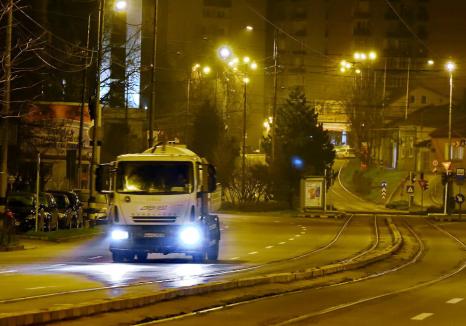 Ca să nu încurce traficul, RER Vest începe să adune gunoaiele din Oradea și noaptea. Când trebuie să scoți pubela în fața casei