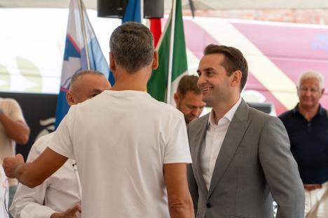 Masterclass de pizza napoletană cu campioni mondiali la Restaurantul Corsarul din Oradea, al cărui Chef a devenit ambasador al Asociației Pizzerilor Napoletani (FOTO)