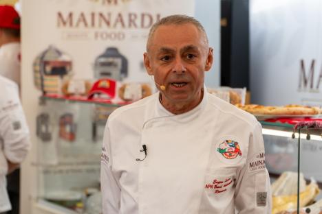 Masterclass de pizza napoletană cu campioni mondiali la Restaurantul Corsarul din Oradea, al cărui Chef a devenit ambasador al Asociației Pizzerilor Napoletani (FOTO)