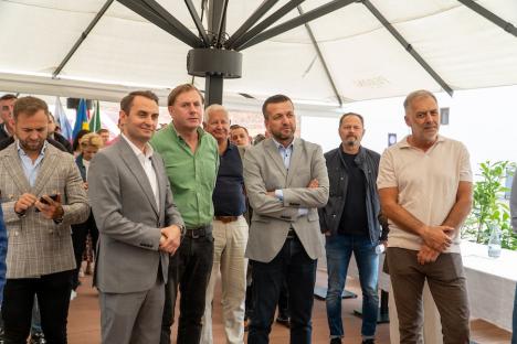 Masterclass de pizza napoletană cu campioni mondiali la Restaurantul Corsarul din Oradea, al cărui Chef a devenit ambasador al Asociației Pizzerilor Napoletani (FOTO)