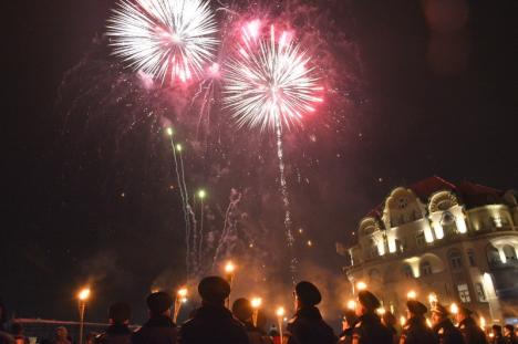 La mulţi ani, România! Festivităţile de 1 Decembrie s-au încheiat în premieră cu un foc de artificii (FOTO/VIDEO)