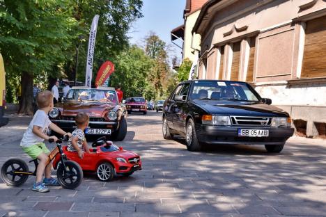 Start în raliul „Drumul Vinului”, de la Casa Darvas - La Roche: mașina Angelei Lupșea n-a pornit nici împinsă (FOTO/VIDEO)