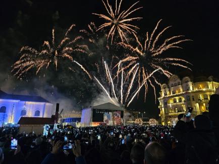 La mulți ani, 2024! Orădenii au sărbătorit noul an cu artificii și sticle de șampanie, în centrul orașului (FOTO/VIDEO)