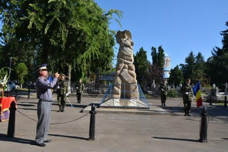 Fiecare pe numele lui, 300 de bărbaţi căzuţi pentru reîntregirea ţării au fost pomeniţi într-un ceremonial la Monumentul Eroilor (VIDEO)