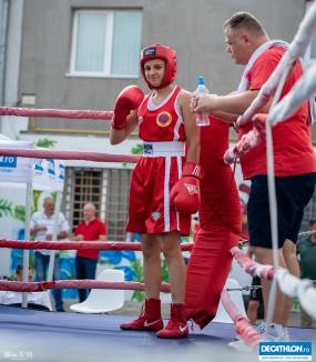 Roxana Hamza, de la Basti Box Salonta, participă la Campionatul European de box din Muntenegru