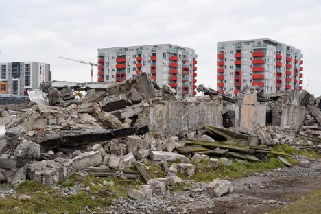 Ultimele hale ale fostei întreprinderi Înfrăţirea din Oradea au fost demolate. Vezi ce va fi construit în locul lor! (FOTO)