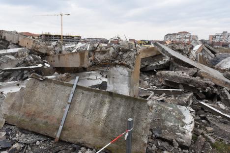 Ultimele hale ale fostei întreprinderi Înfrăţirea din Oradea au fost demolate. Vezi ce va fi construit în locul lor! (FOTO)