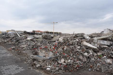 Ultimele hale ale fostei întreprinderi Înfrăţirea din Oradea au fost demolate. Vezi ce va fi construit în locul lor! (FOTO)