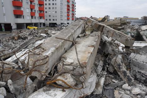 Ultimele hale ale fostei întreprinderi Înfrăţirea din Oradea au fost demolate. Vezi ce va fi construit în locul lor! (FOTO)