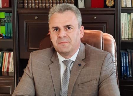 Încă un tânăr pensionar: Prim-procurorul adjunct al Parchetului Bihor, Gligor Sabău, se pensionează la 47 ani