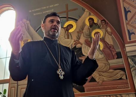 „Father George”, preotul român care strânge câteva sute de oameni la cea mai veche biserică ortodoxă românească din Chicago: România de azi este „o mare durere” (FOTO)