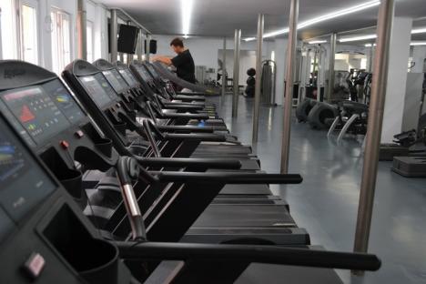 Mai mare nu se poate! Campionul de culturism Ion Marin a deschis cea mai mare sală de fitness din regiune, pe 2.500 metri pătraţi (FOTO)