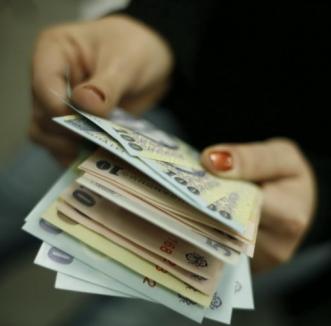 Guvernul vrea ca statul să poată bloca salariile rău-platnicilor fără somaţie
