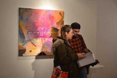 Vrei să ştii ce creează artiştii orădeni? Vizitează Salonul Anual al UAP Oradea, la Cetate (FOTO)