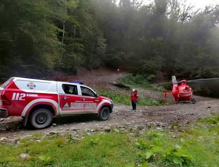 De la concurs de motocros, la spital: Accident în munții din Bihor, un slovac a avut nevoie de ajutorul salvatorilor (FOTO/VIDEO)