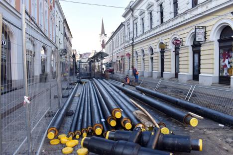 Șantier pe Corso: Lucrări la rețeaua de termoficare din centrul Oradiei (FOTO)